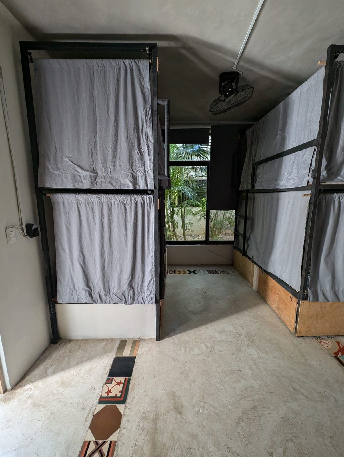 Hab 1 · Dormitorio mixto 6